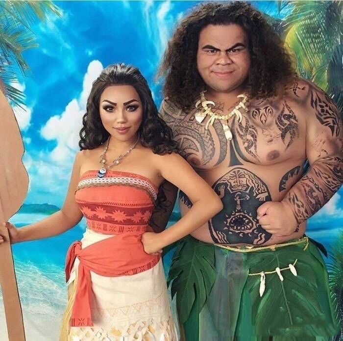 Disney Ocean Adventure Family Cosplay Duo — The Little Mermaid Prince Eric (Adult) + Moana (Kids) — back view