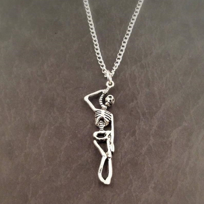 Hanging Skull Necklace Halloween Zombie | Magic Stories
