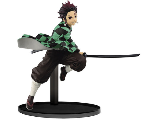 Demon Slayer / Kimetsu No Yaiba Vibration Stars - Kamado Tanjiro - Attack Pose — What Is a Banpresto Figure? Prize Figure Quality, Lines and Ver. A vs Ver. B Explained