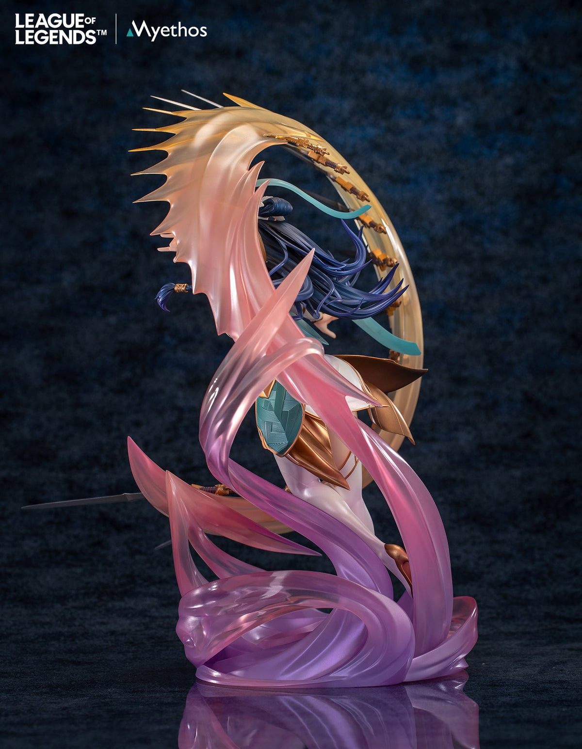 League of Legends Divine Sword Irelia 1/7 Scale Figure — detail