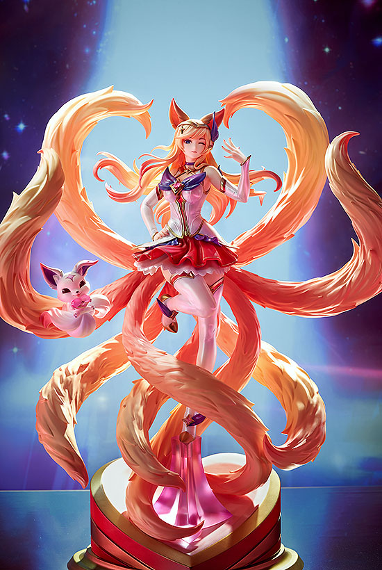 League of Legends Star Guardian Ahri 1/7 Complete Figure — side view