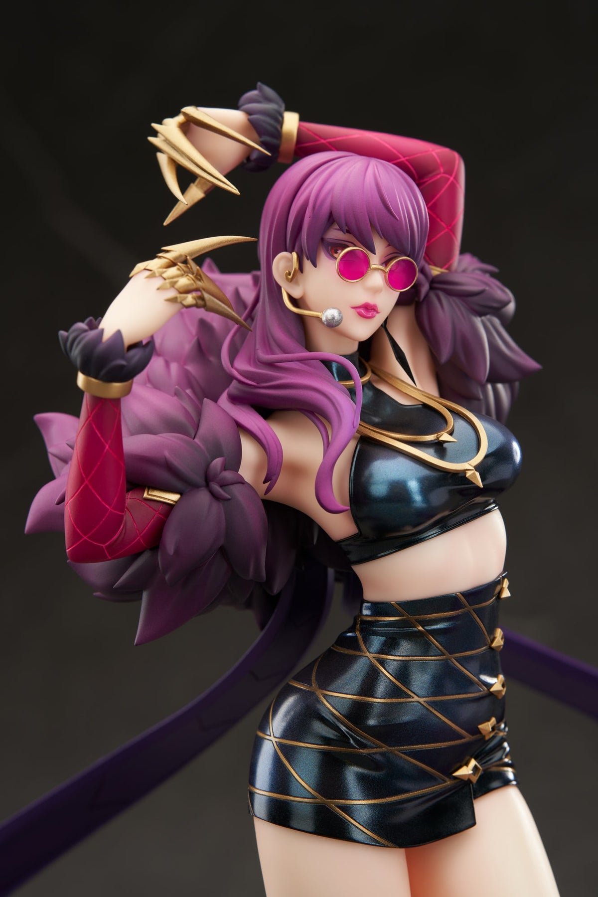 League of Legends K/DA Evelynn 1/7 Complete Figure — side view