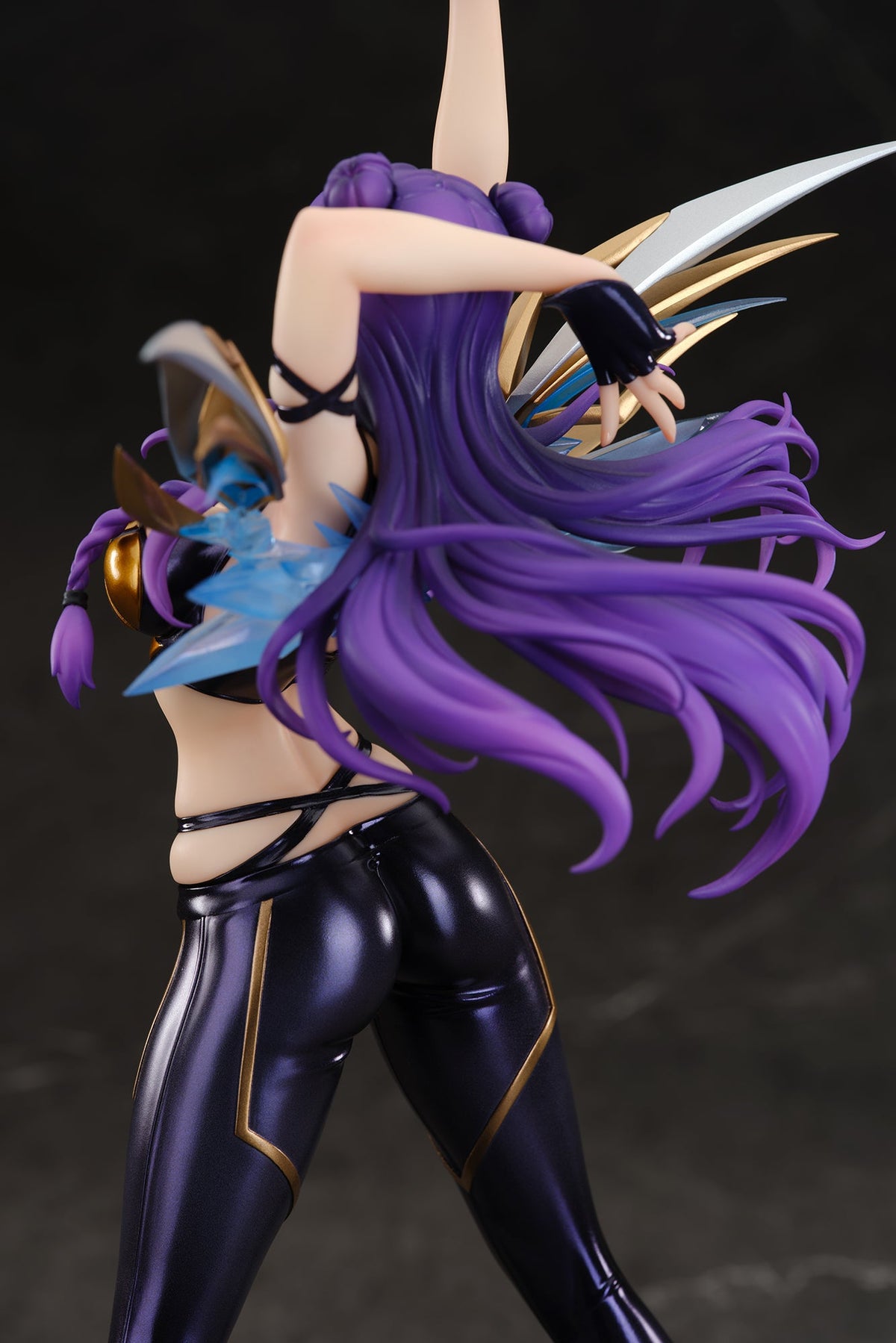 League of Legends K/DA Kai'Sa 1/7 Complete Figure — side view