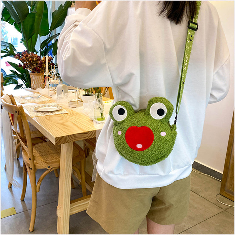 Fashion New Frog Doll Bag Plush — detail