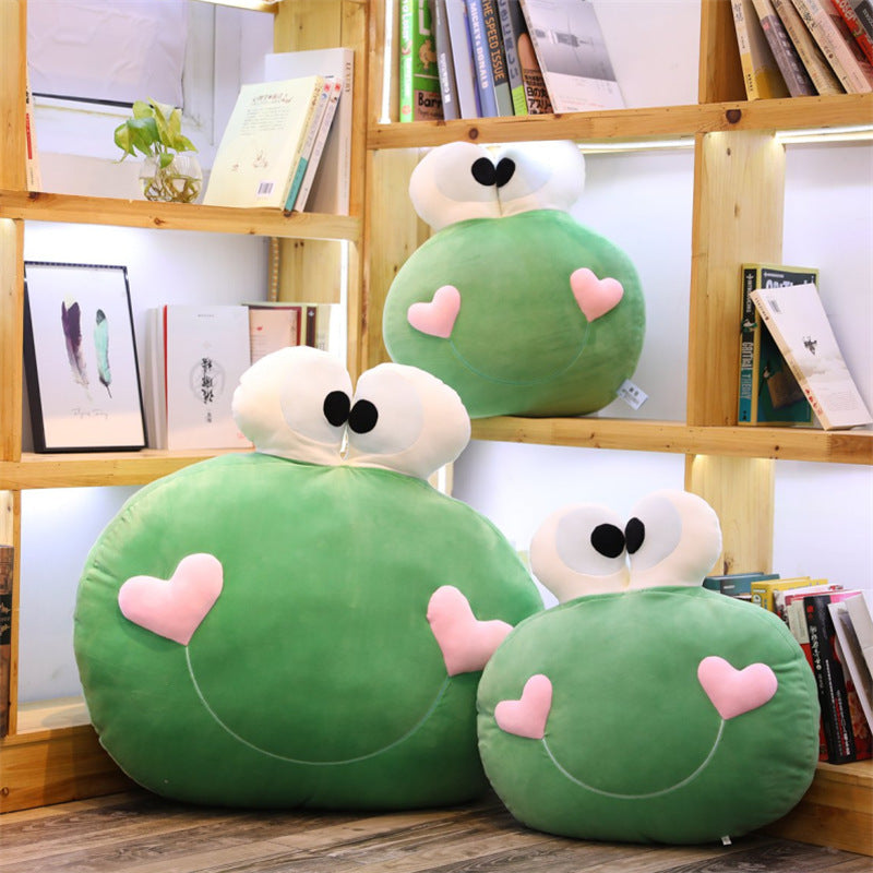 Frog pillow plush toy doll — detail