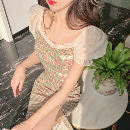 Bubble sleeve cheongsam dress — detail