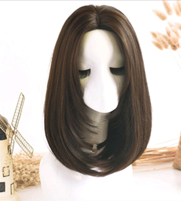 Long Straight Hair Wig — detail