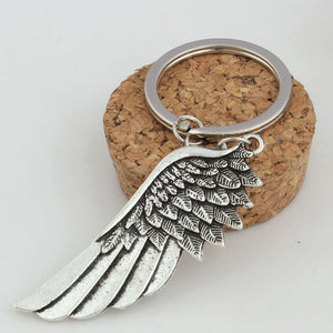 Angel wings keychain | Magic Stories