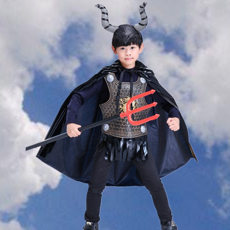 Children cosplay costume — detail