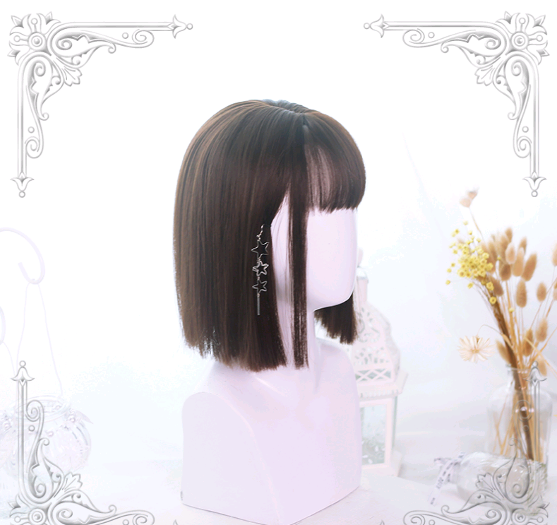 Lolita wig in the long shoulder straight wig — back view