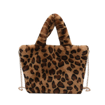 Plush leopard shoulder bag | Magic Stories