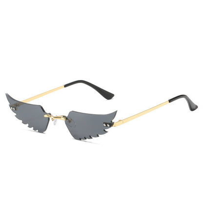Angel wings sunglasses — packaging