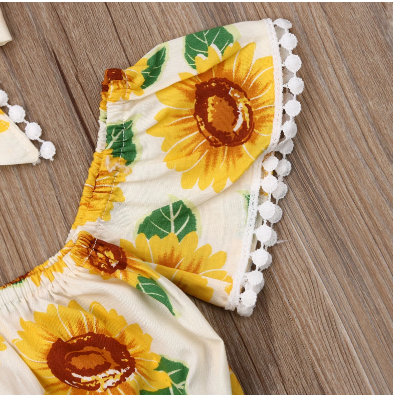 Girl Sunflower Print One-Shoulder Top Triangle Shorts Suit — detail