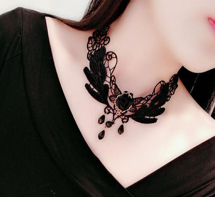 Gothic Vintage Lace Hollow-Out Necklace | Magic Stories