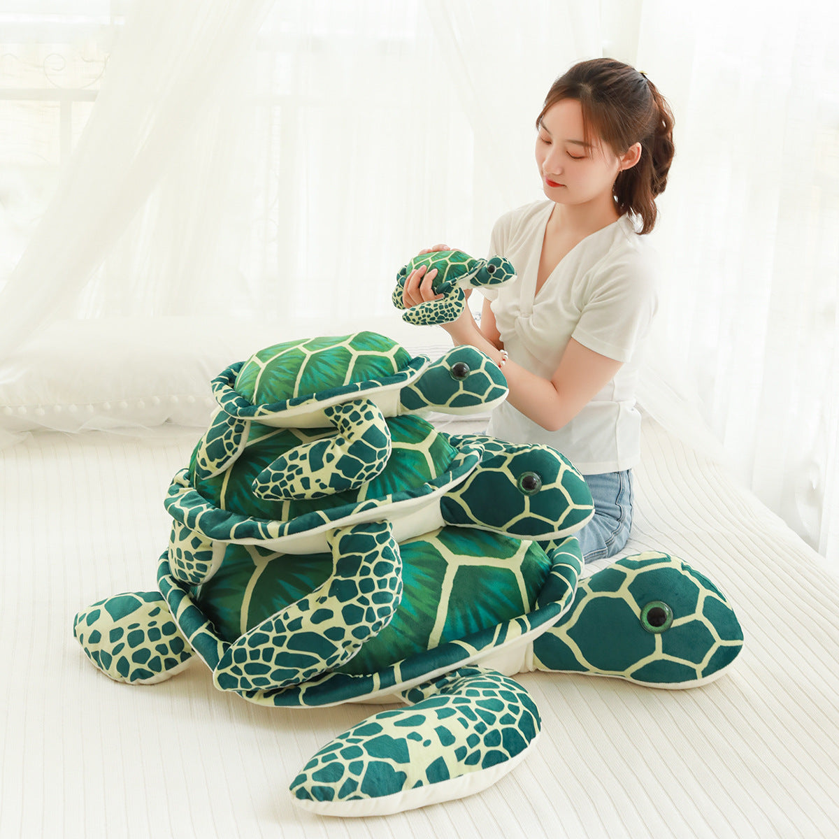 Big-eyed turtle plush toy | Magic Stories