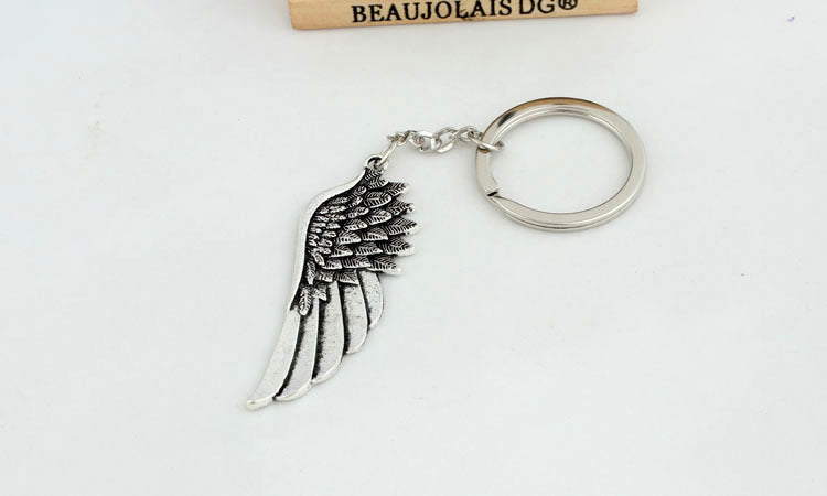 Angel wings keychain | Magic Stories