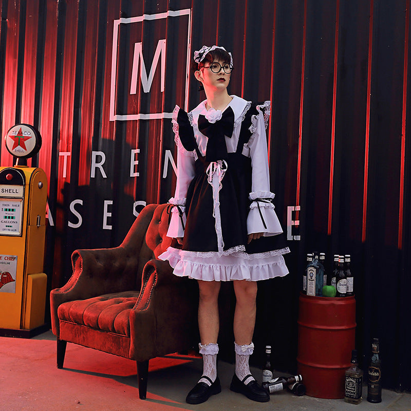 Maid in lolita dress — back view