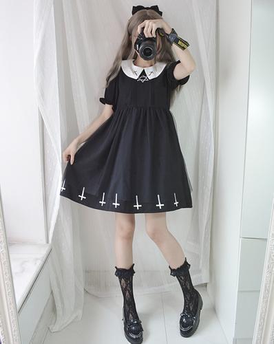 Harajuku Gothic Lolita Dress — packaging