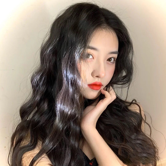 Morticia Addams Wednesday Addams Cosplay Wig — packaging
