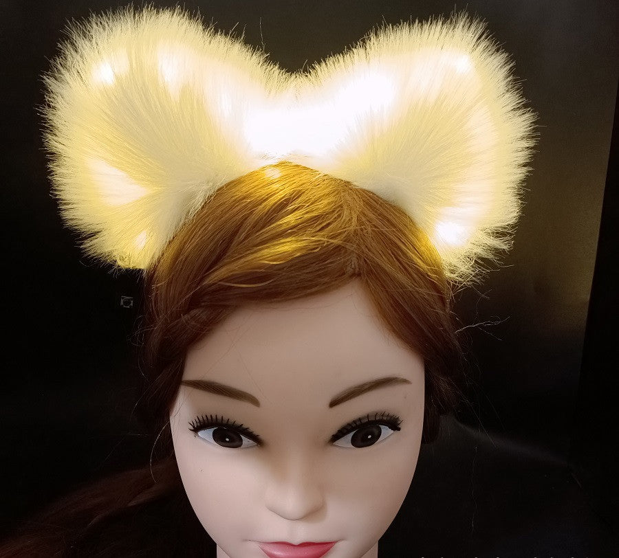 Glowing Cat Ears Headband Plush Cute Hairpin Halloween Hair Accessories — scale reference