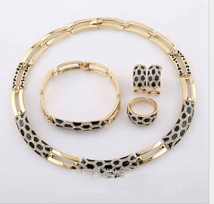 Costume Jewelry-Sets for Women | Magic Stories