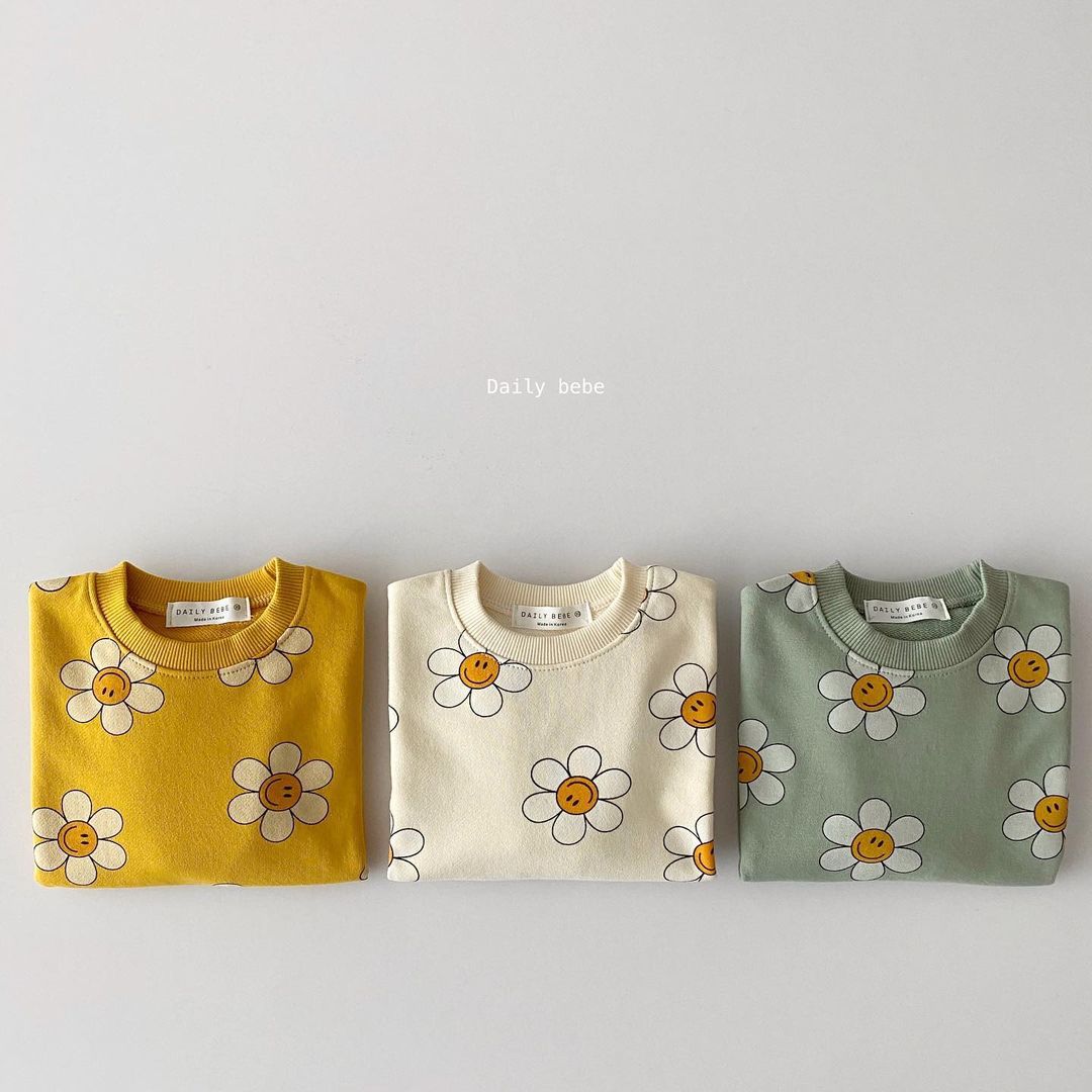 Sunflower Anime Casual Sweatshirt — packaging