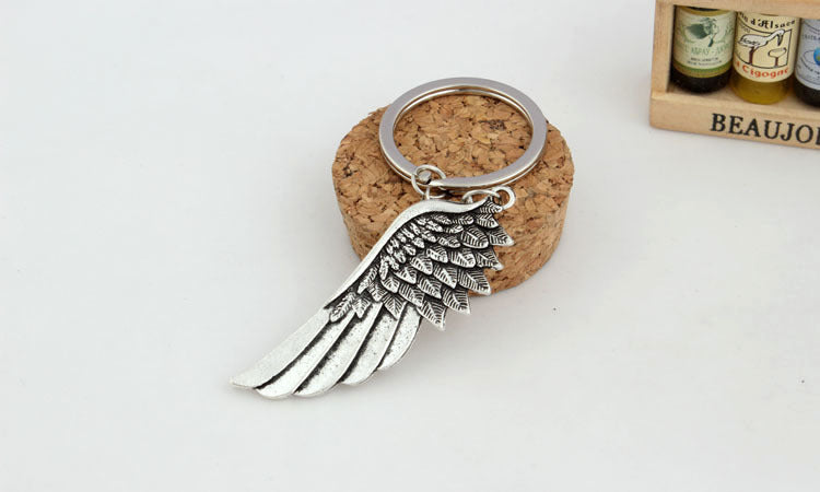 Angel wings keychain | Magic Stories