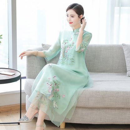 Cheongsam Dress Improved Hanfu Ethnic Embroidery Dress — back view