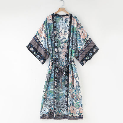 Ladies Fashion Kimono Print Dress Robe — detail
