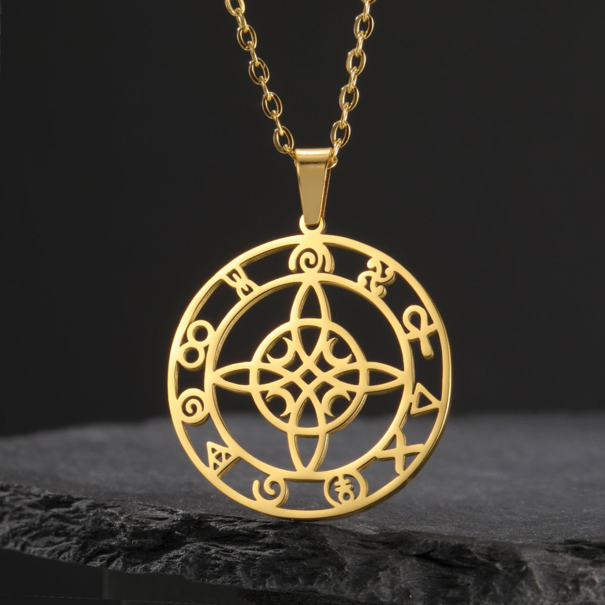Ring Hollow Witch Knot Moon Pendant | Magic Stories