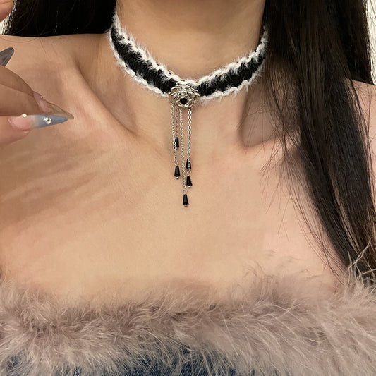 Flower Tassel Plush Choker Necklace | Magic Stories