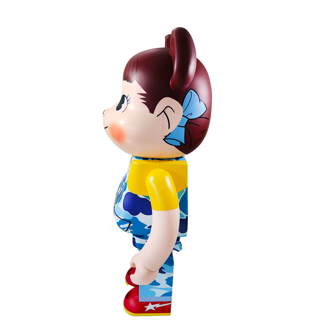 1000% Bearbrick BAPE × Pekochan (Blue) — back view