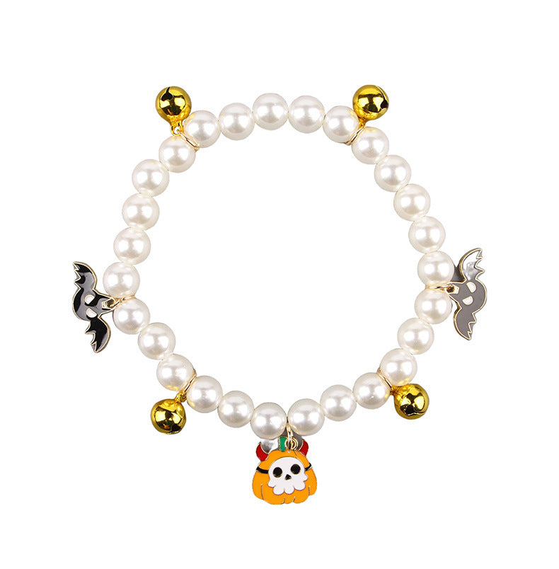 Pet Pearl Necklace - Halloween — in use