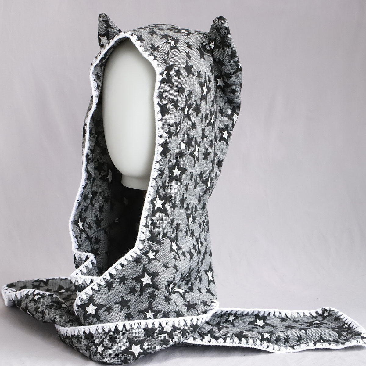 Retro Winter Scarf Hat With Devil Horns For Women Cute Lace Trim — in use