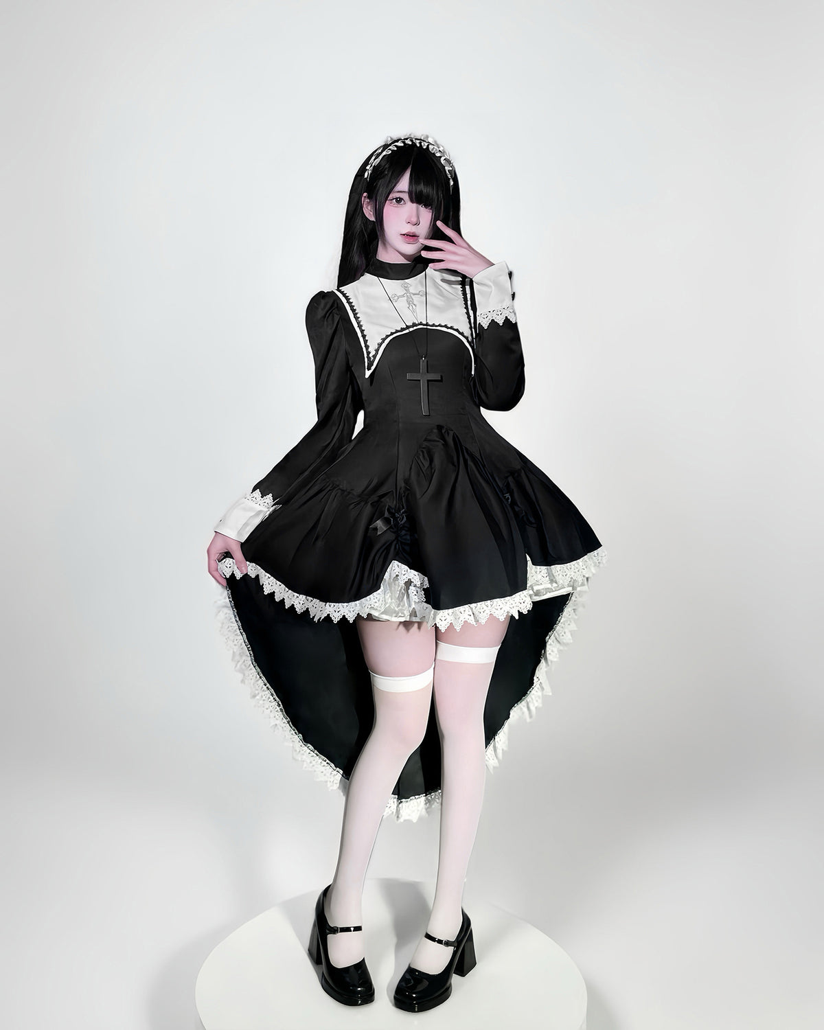 Dark-style Embroidered Halloween Nun Costume | Magic Stories