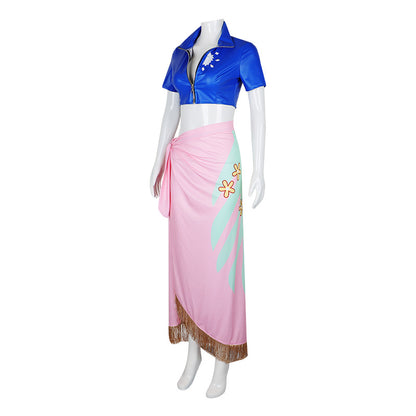 Cosplay Costume Women's Suit — scale reference