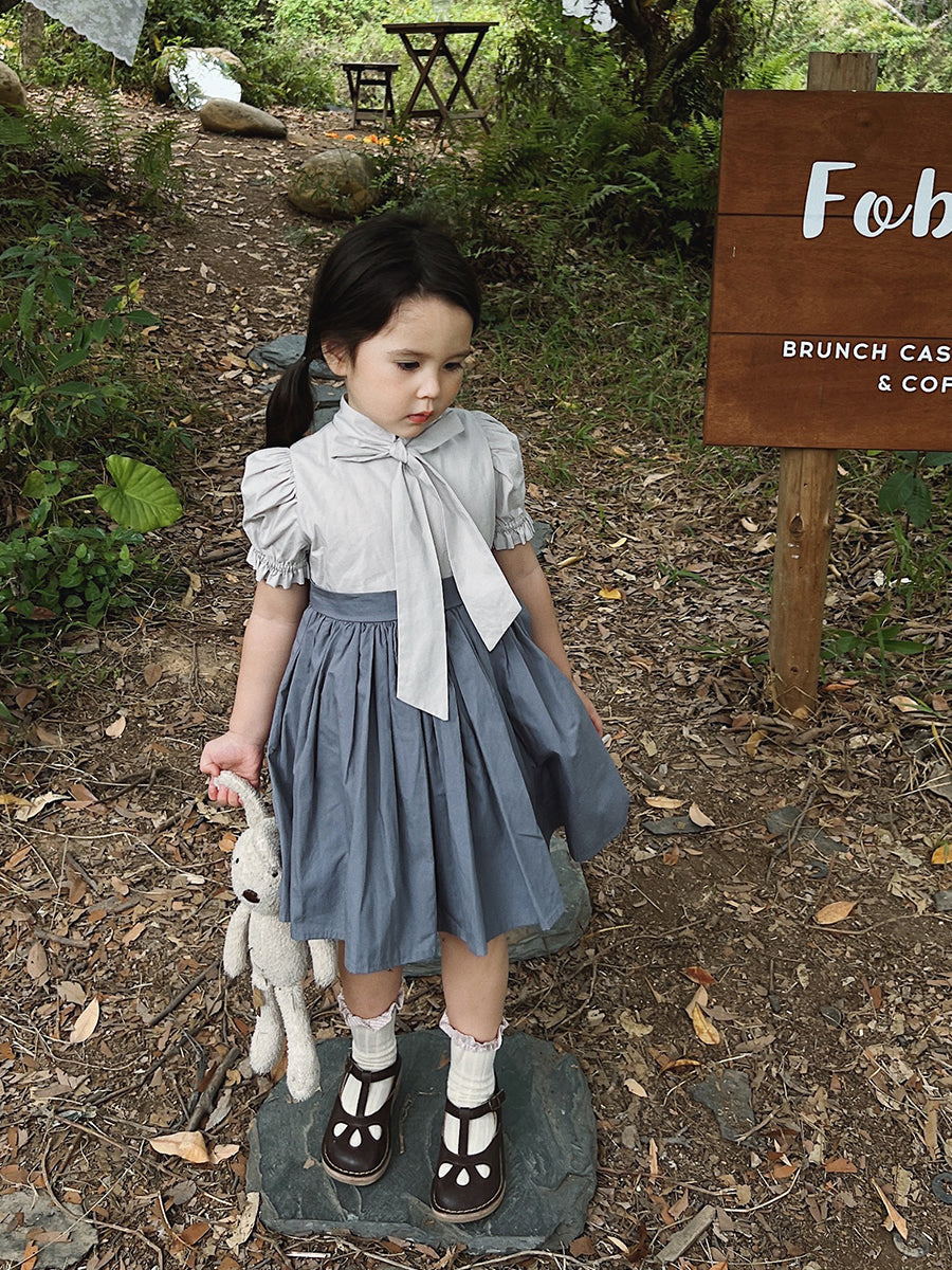 Girls' Temperament Lolita Dress Short Sleeved — in use