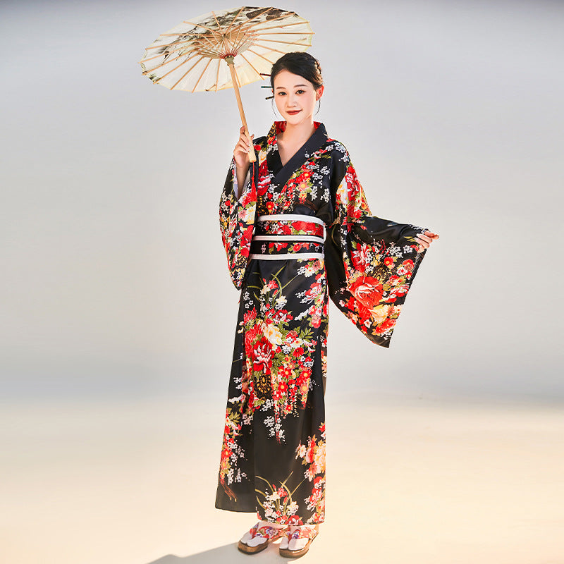 Traditional Ladies' Suit Bathrobe Anime Cosplay Photography Suit Kimono — in use