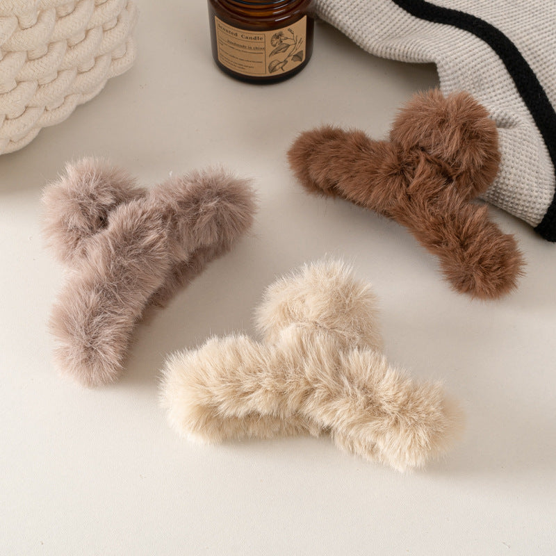 Fashion Simple Temperament Plush Hair Clip | Magic Stories