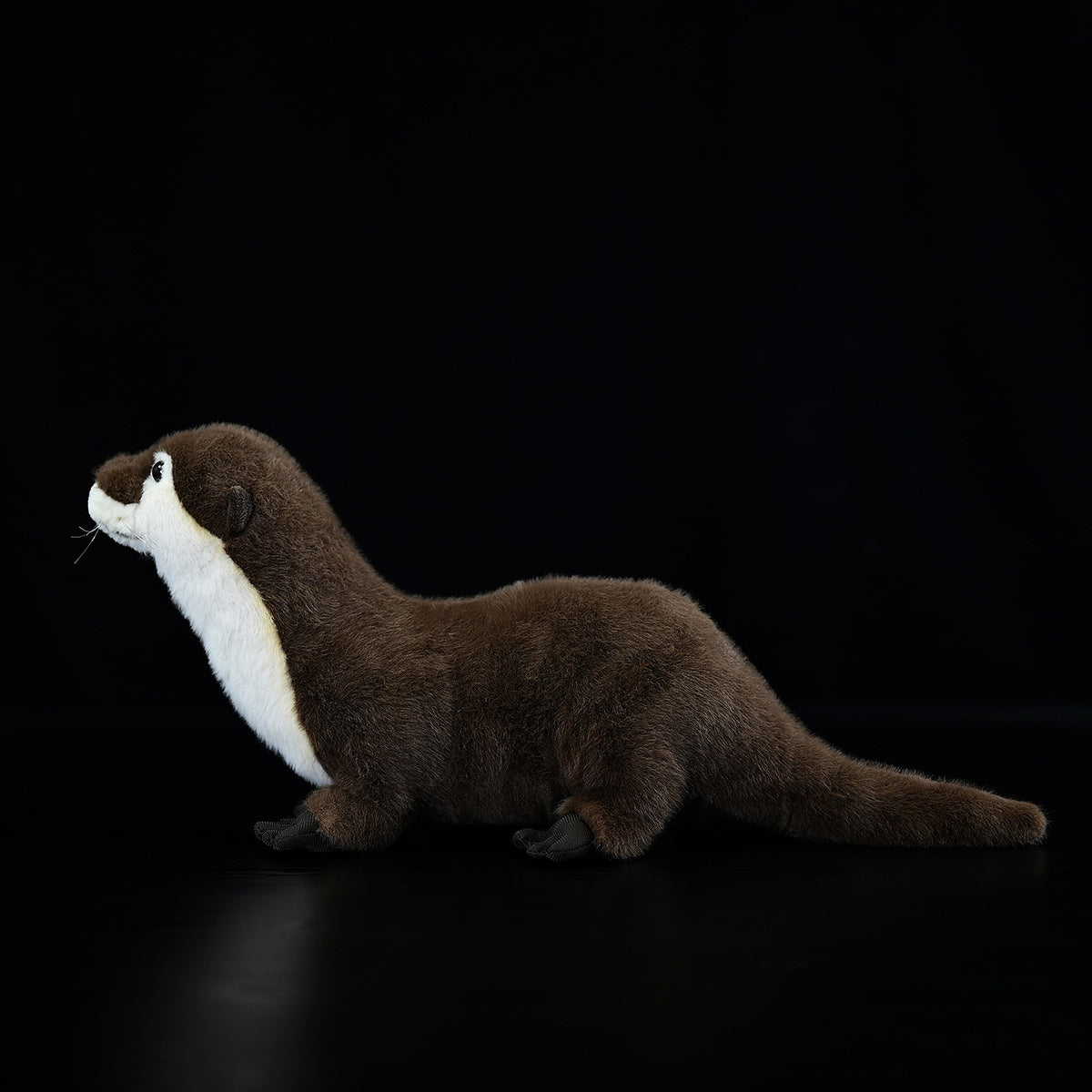 Otter Doll Plush Toy — detail