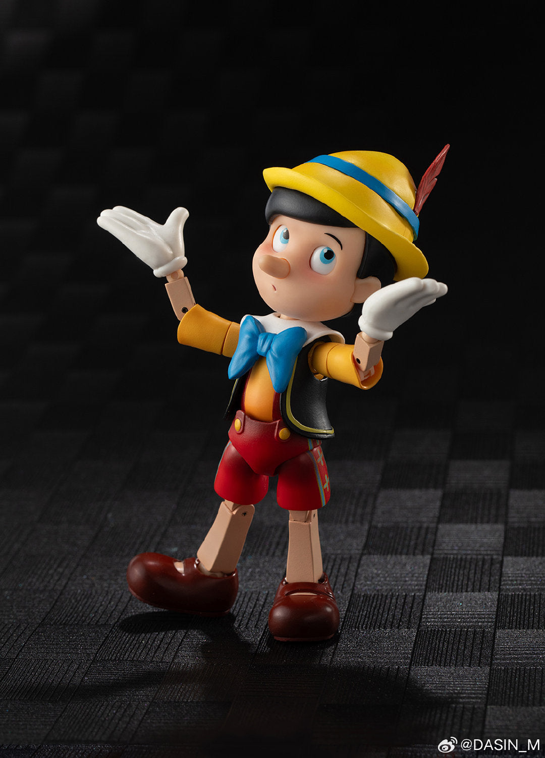 Little Puppet Man | DASIN MODEL — back view