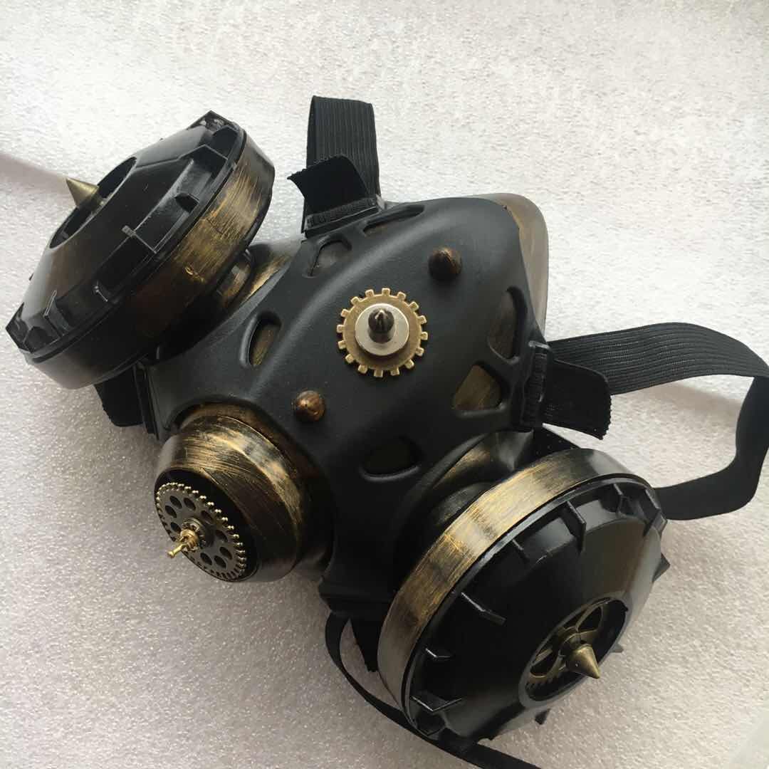 cosplay gas mask — detail