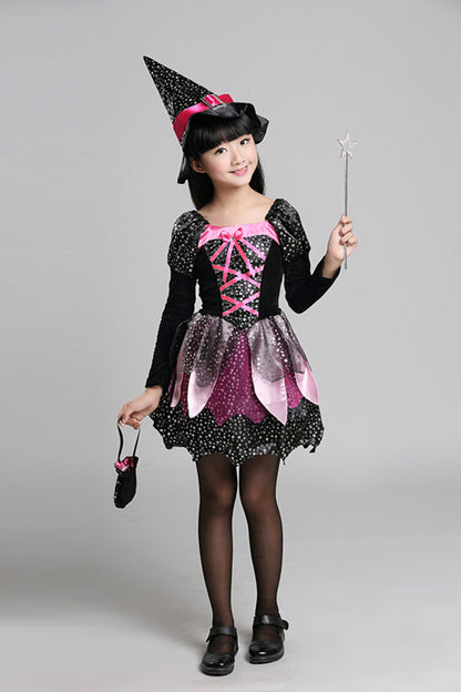 Children cos witch costume — in use