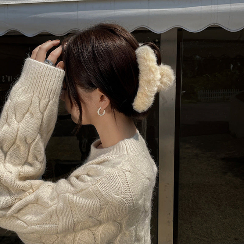Women's Fashion Simple Plush Hair Clip | Magic Stories