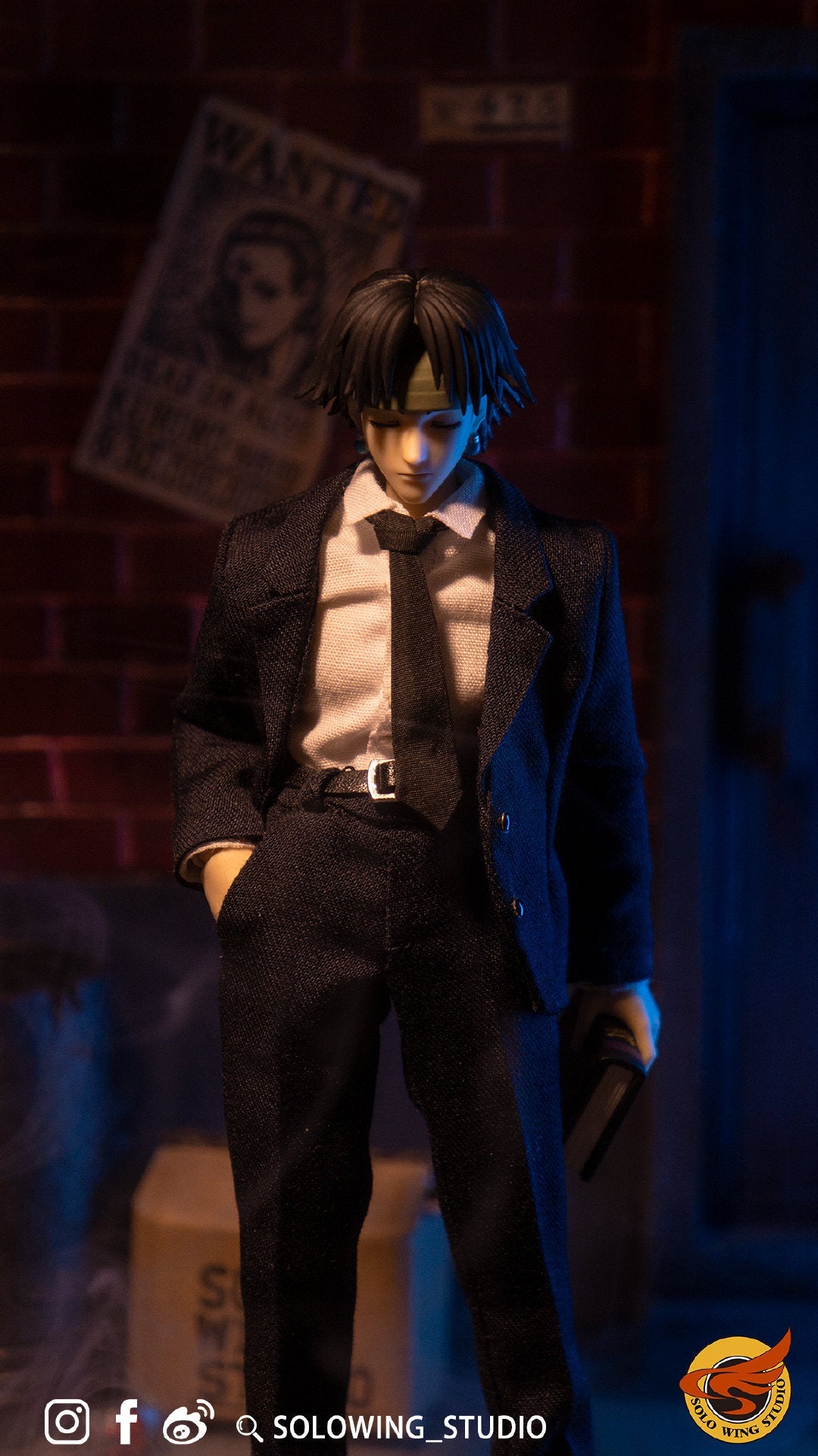 The Troupe Leader | SoloWingStudio — side view