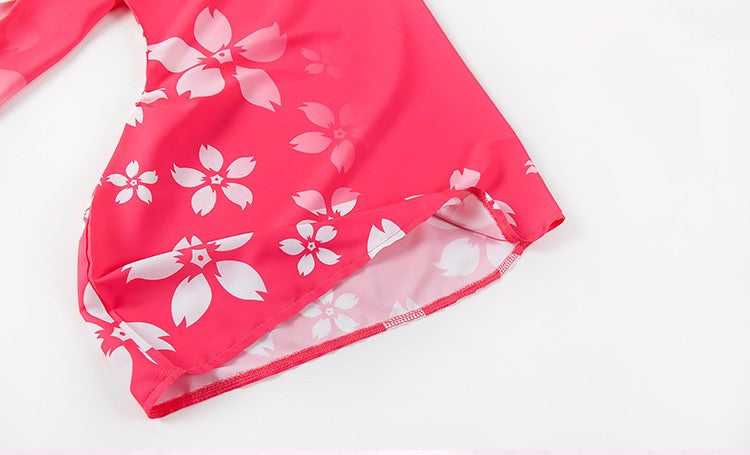 Coat, yukata, japanese kimono — in use