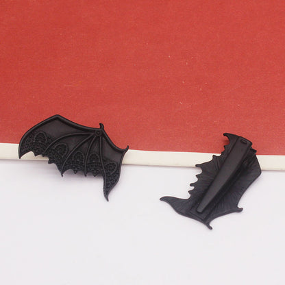 Devil wings punk bat hairpin — side view