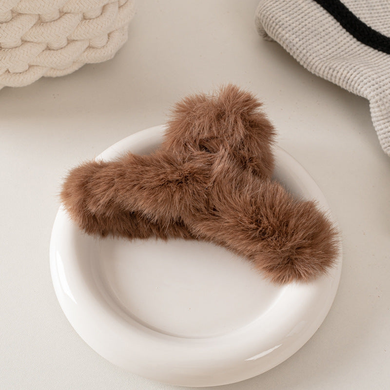 Fashion Simple Temperament Plush Hair Clip | Magic Stories