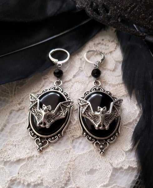 Halloween bat earrings | Magic Stories