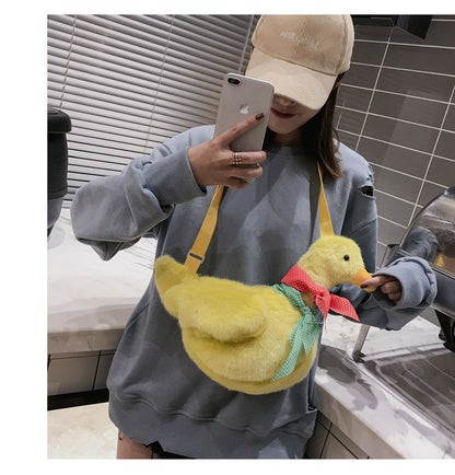 Plush duck shoulder bag | Magic Stories
